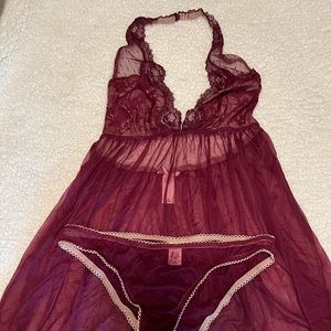 Victoria’s Secret satin halter babydoll w/panties